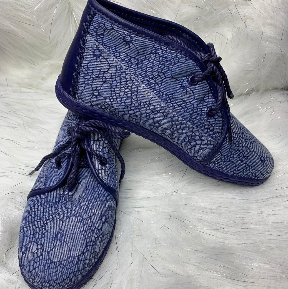 New Floral Shoes for girls